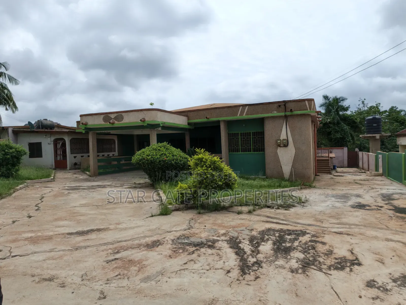 5bdrm House in Suame, Kumasi Metropolitan for rent