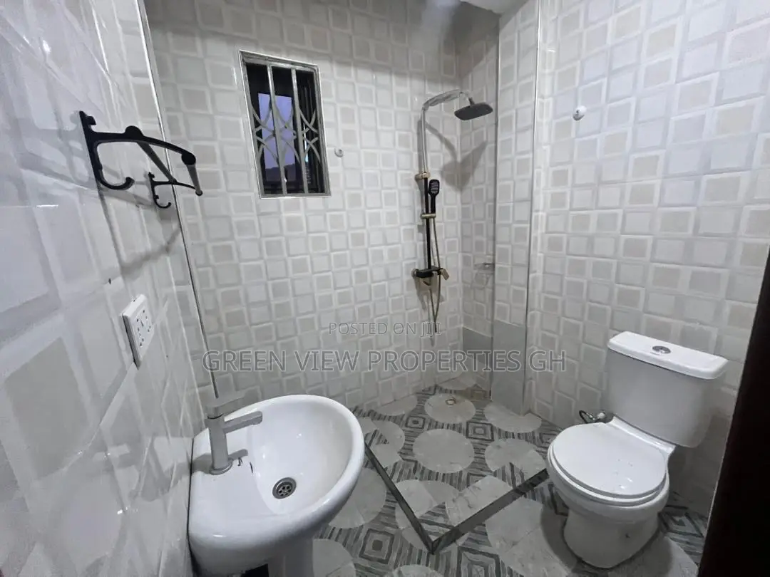 2bdrm Apartment in East Legon for rent