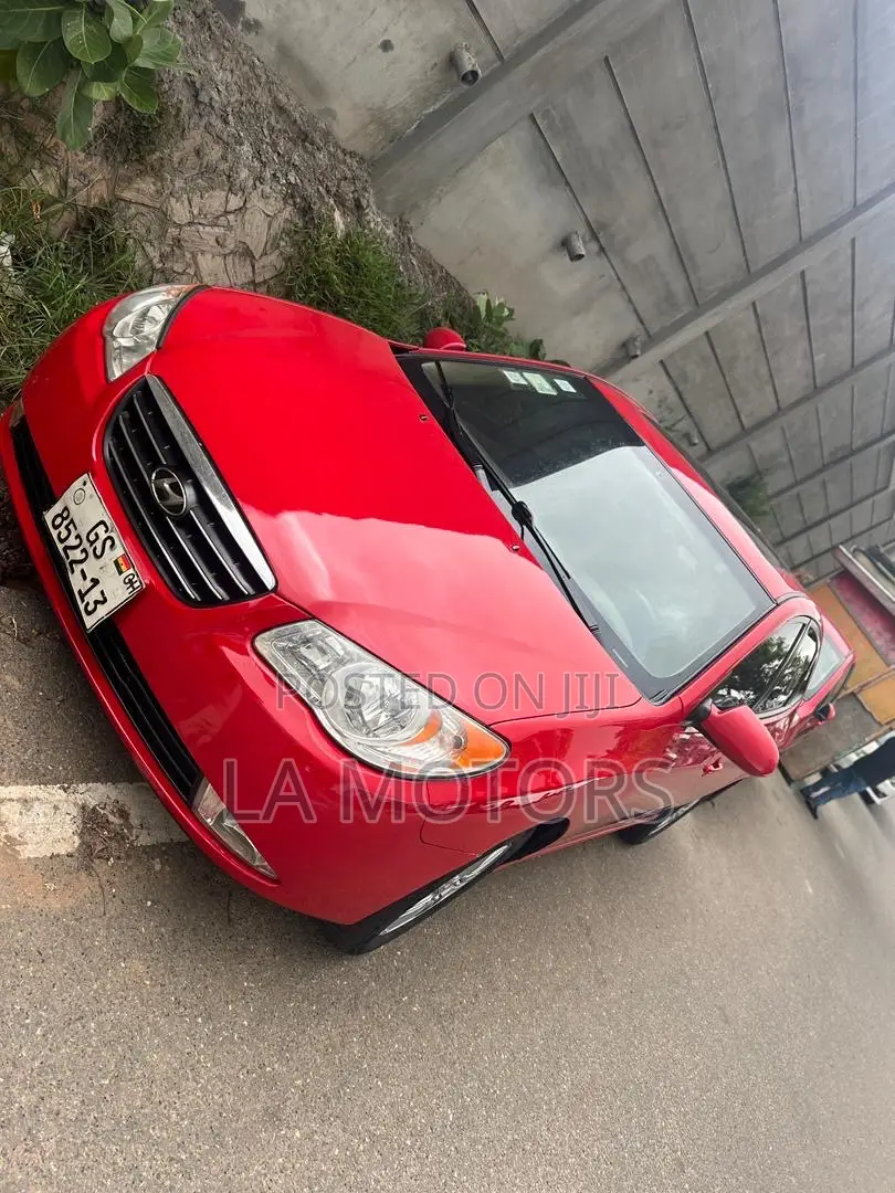 Hyundai Elantra 2010 Red