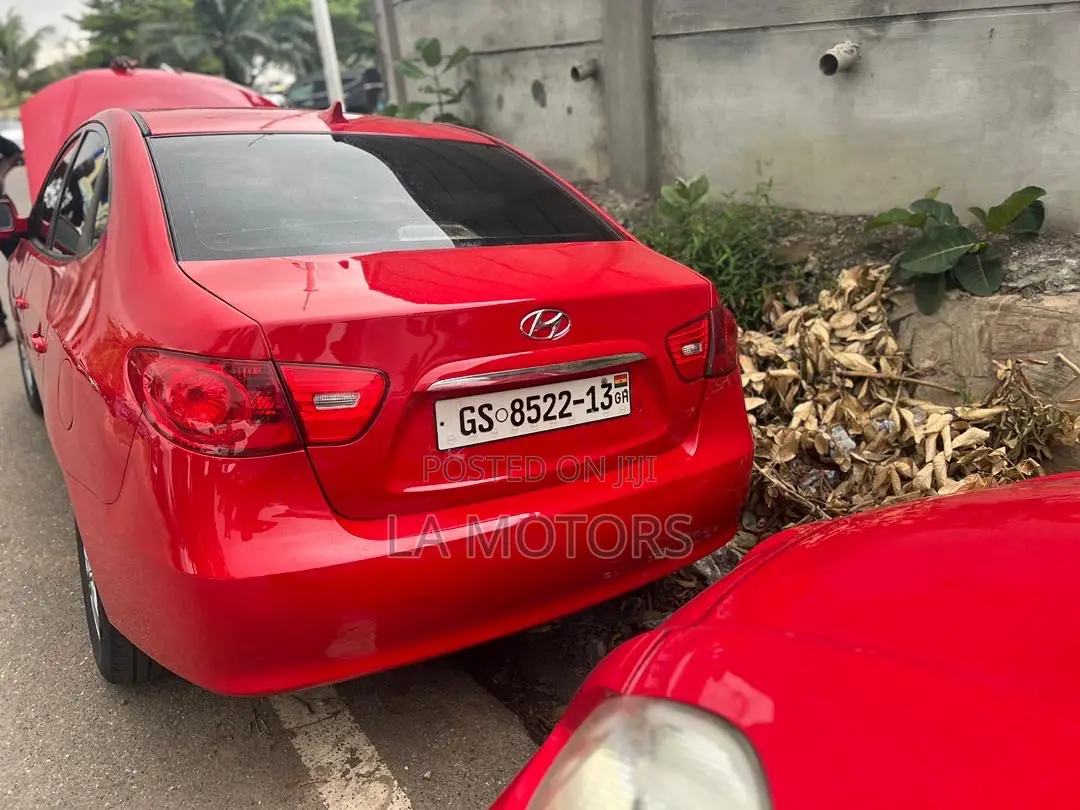 Hyundai Elantra 2010 Red