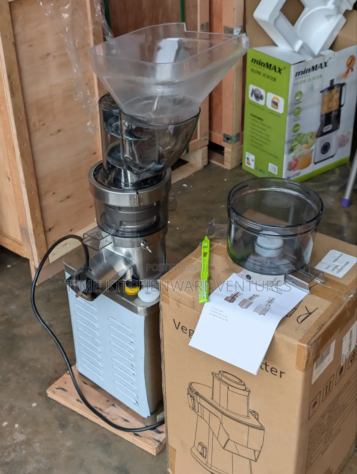 Commercial Juicer