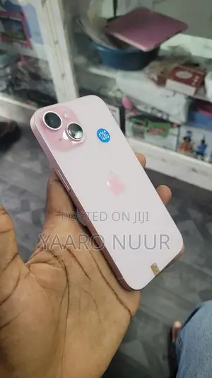 Apple iPhone 15 128 GB Pink