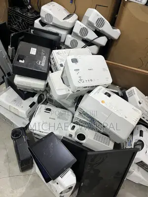 Monitors, Keyboards, Mice and Projector for Sale at Affordable Prices