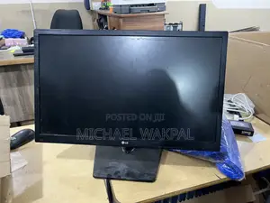 Monitors, Keyboards, Mice and Projector for Sale at Affordable Prices