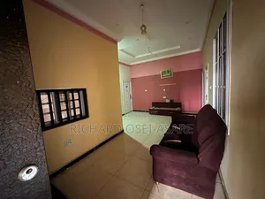 6bdrm House in Community 25 for rent