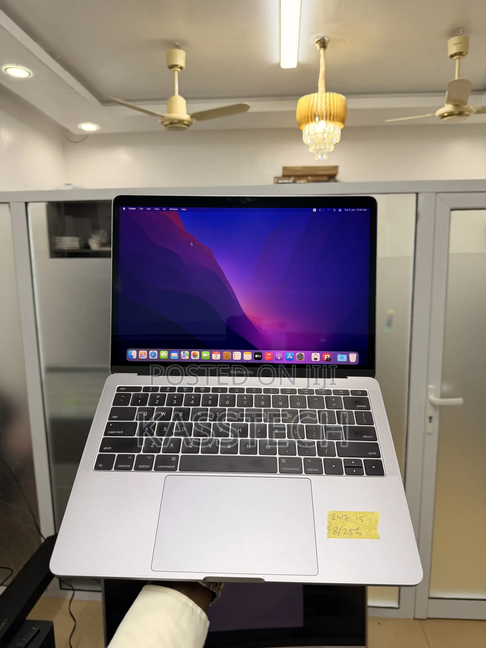 Laptop Apple MacBook Pro 2017 8GB Intel Core i5 SSD 256GB