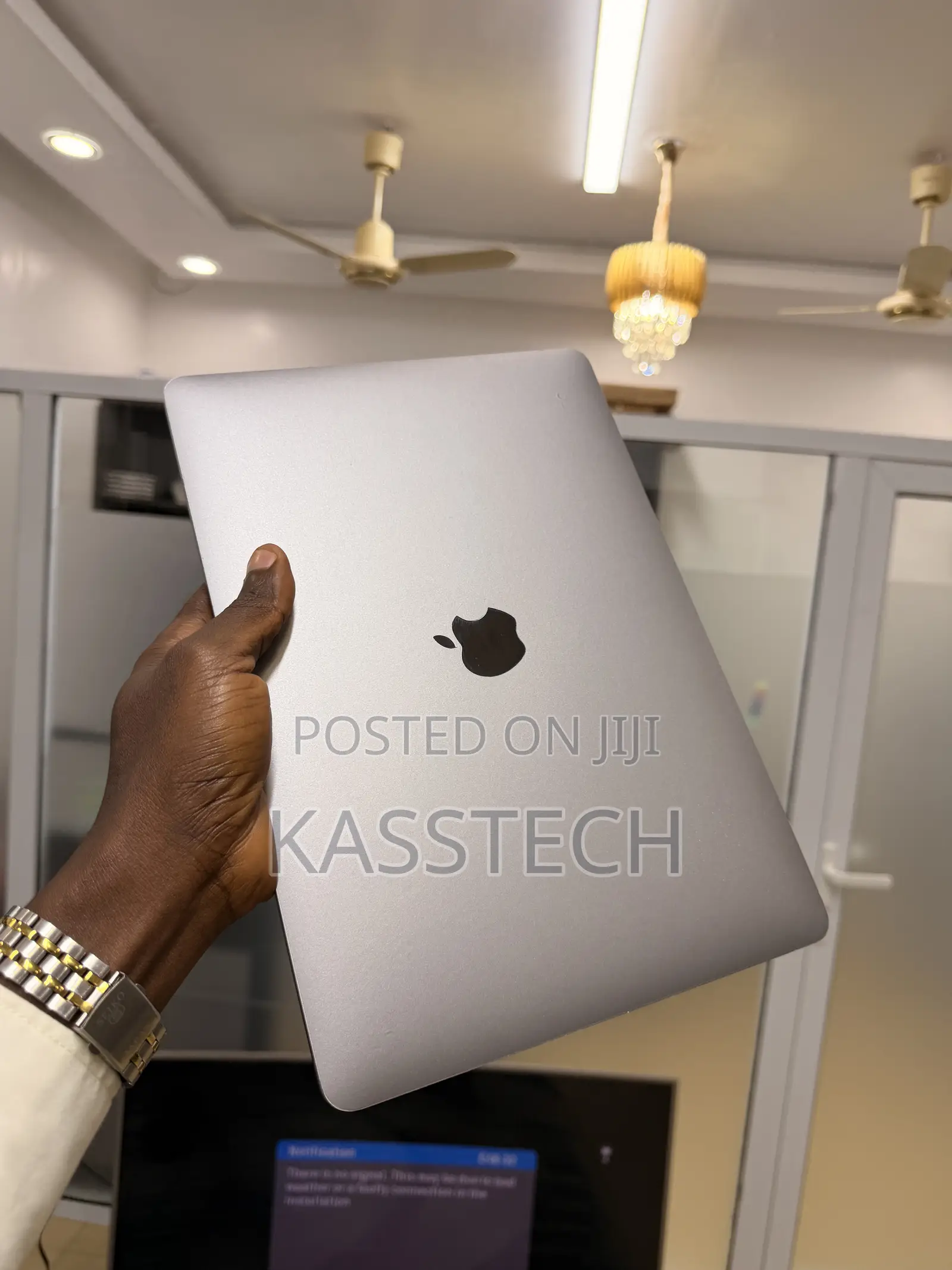 Laptop Apple MacBook Pro 2017 8GB Intel Core i5 SSD 256GB