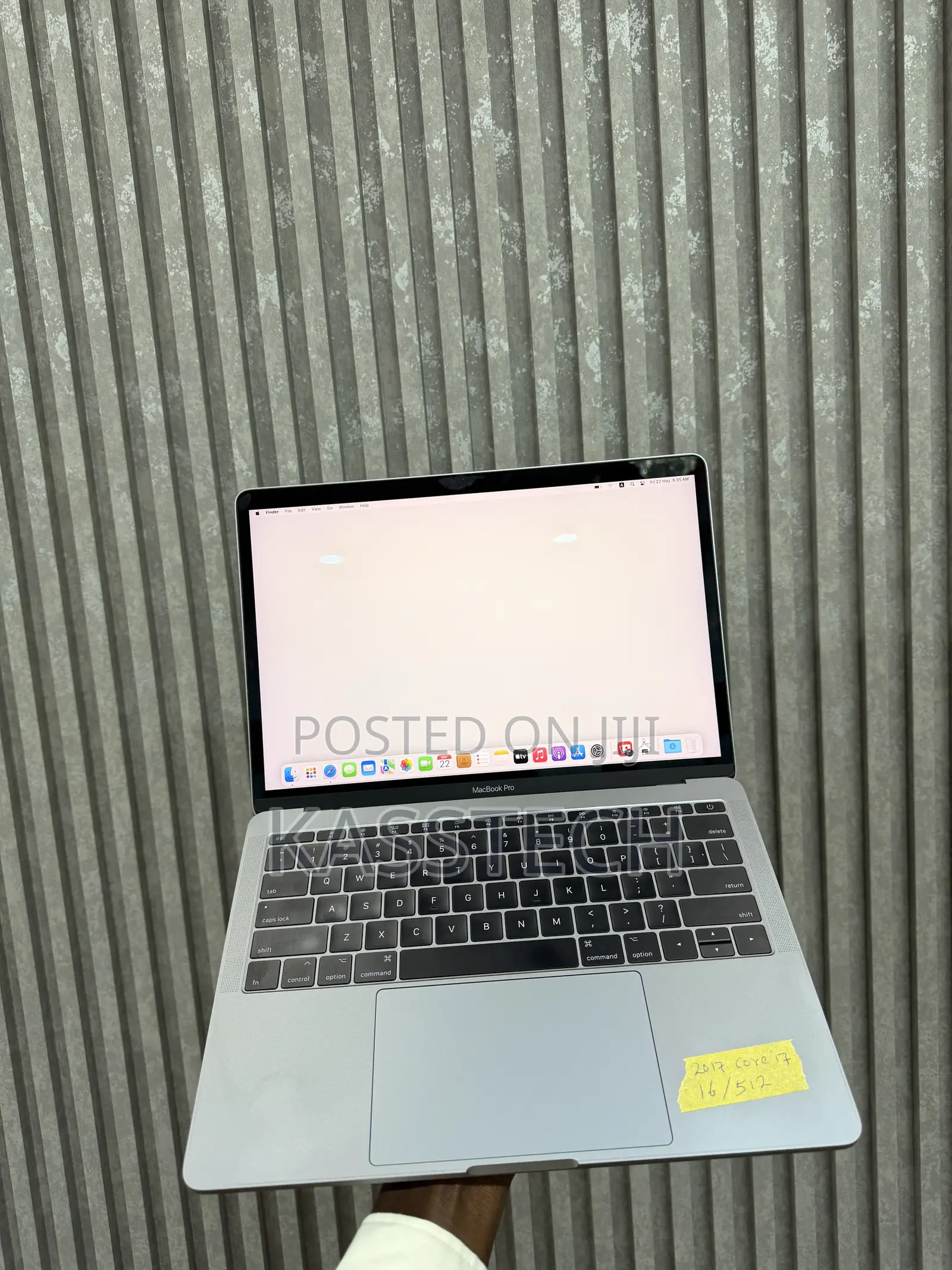 Laptop Apple MacBook Pro 2017 16GB Intel Core i7 SSD 512GB