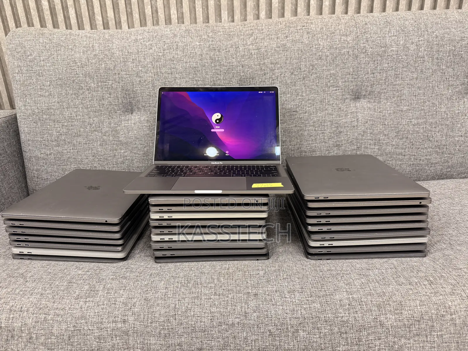 Laptop Apple MacBook Pro 2017 16GB Intel Core i7 SSD 512GB