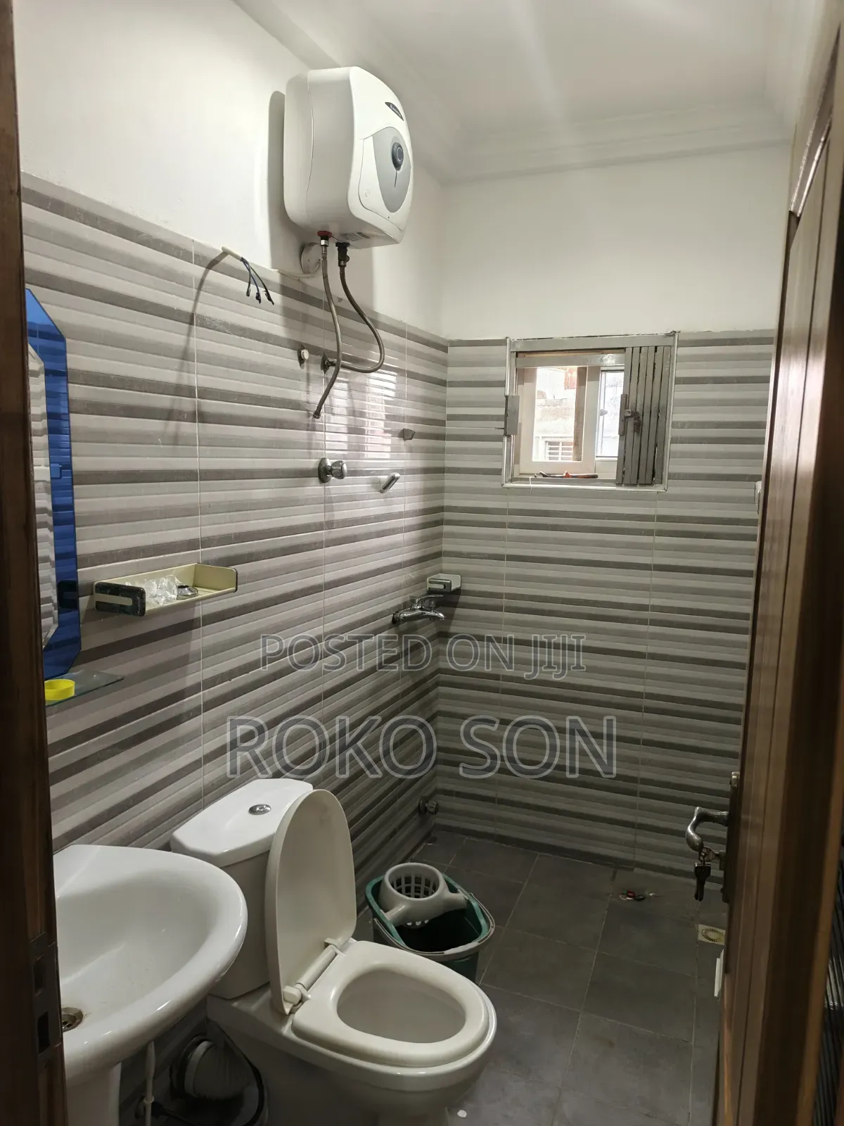 Mini Flat in Dr Roko, Fan Milk for rent