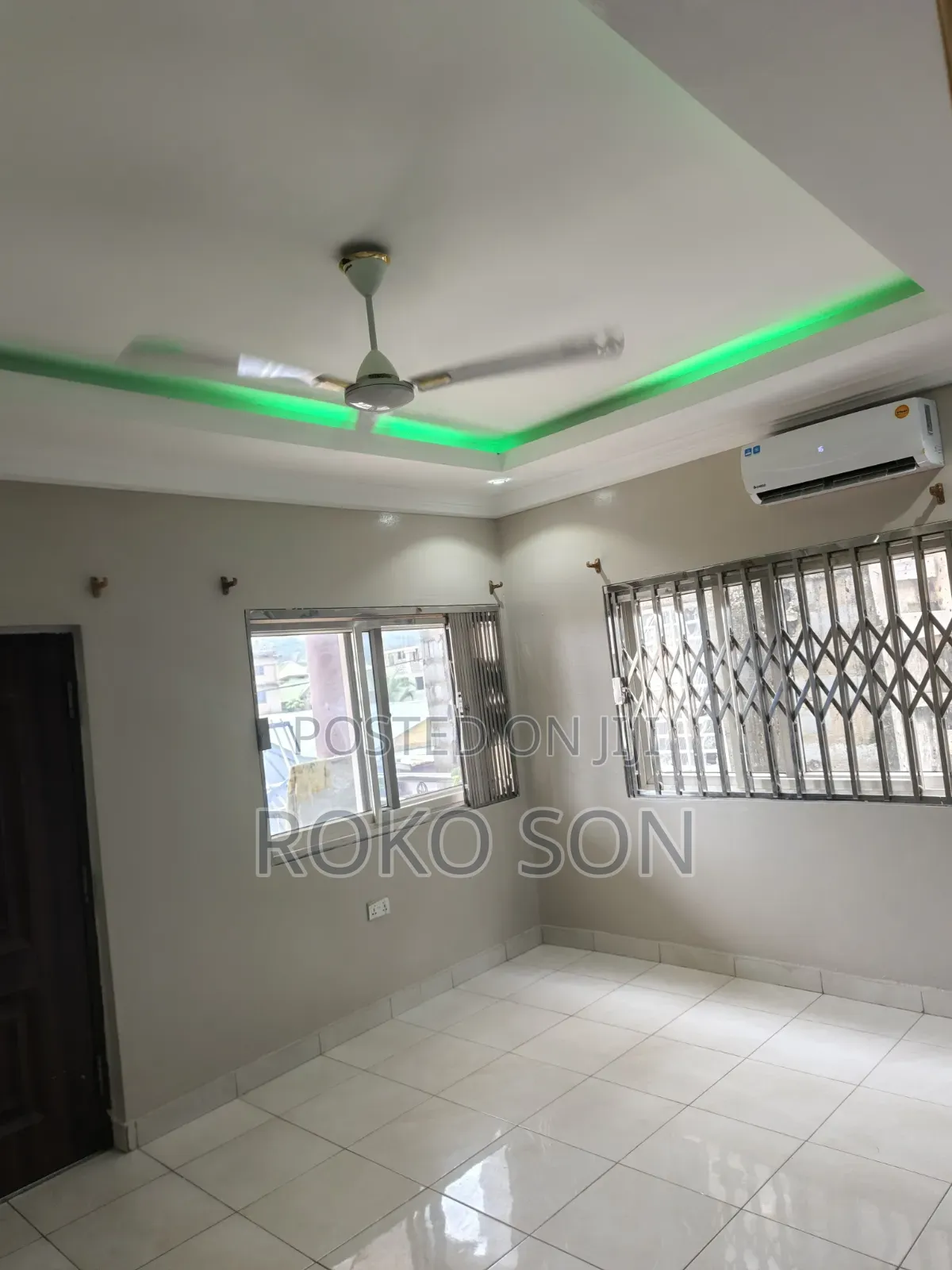 Mini Flat in Dr Roko, Fan Milk for rent