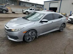 Honda Civic EX-T 4dr Sedan (1.5L 4cyl) 2016 Silver