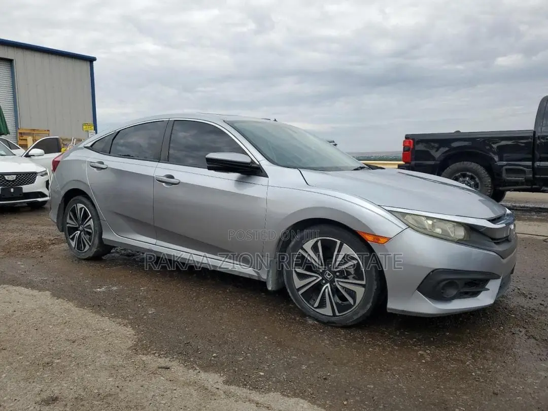 Honda Civic EX-T 4dr Sedan (1.5L 4cyl) 2016 Silver