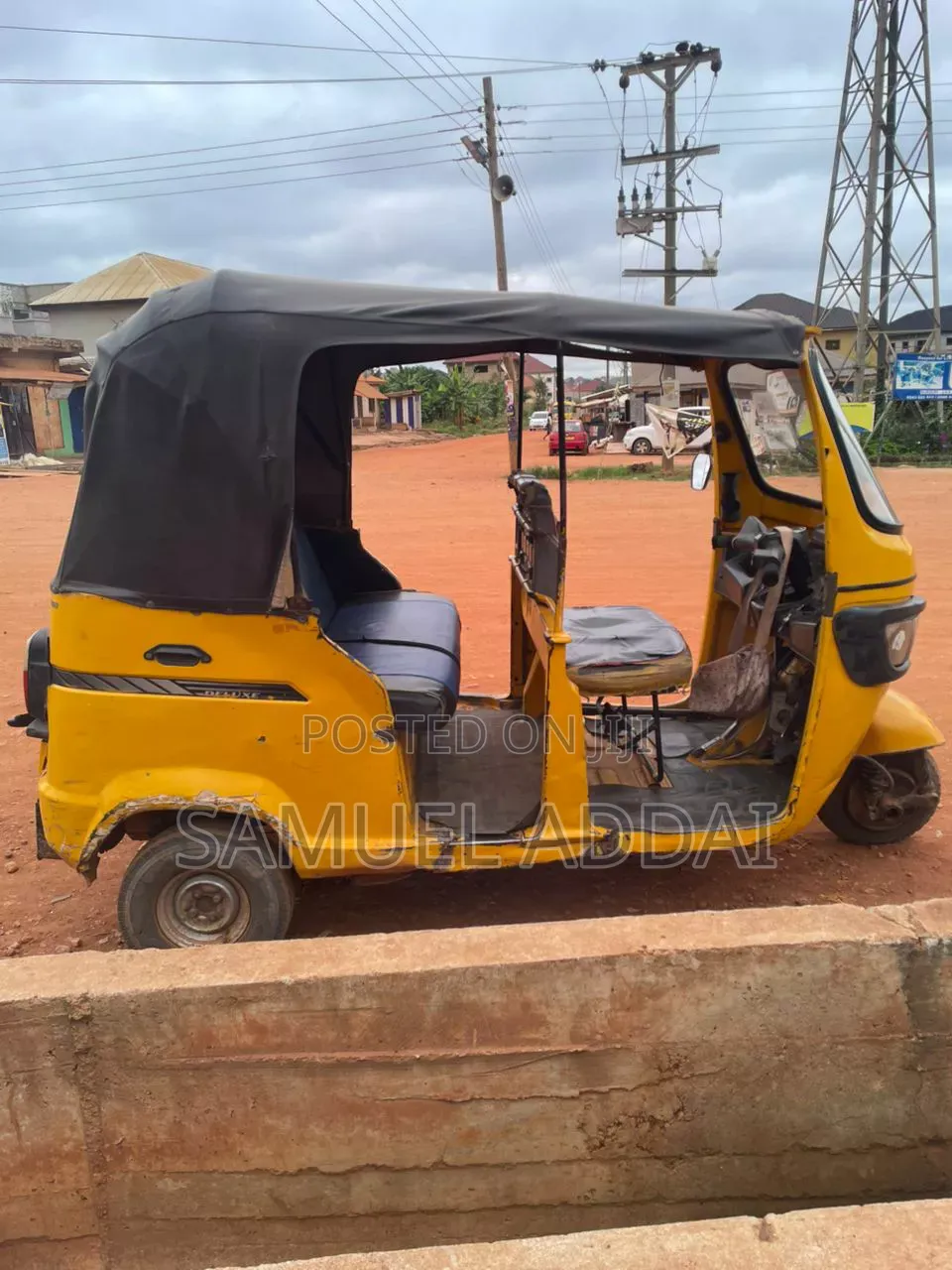 TVS King Deluxe Plus iTouch Start 2021 Yellow