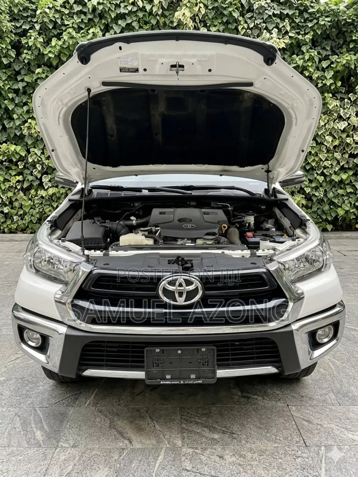 New Toyota Hilux 2025 White