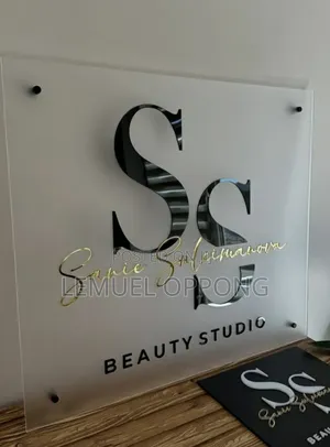 2d and 3d Signages