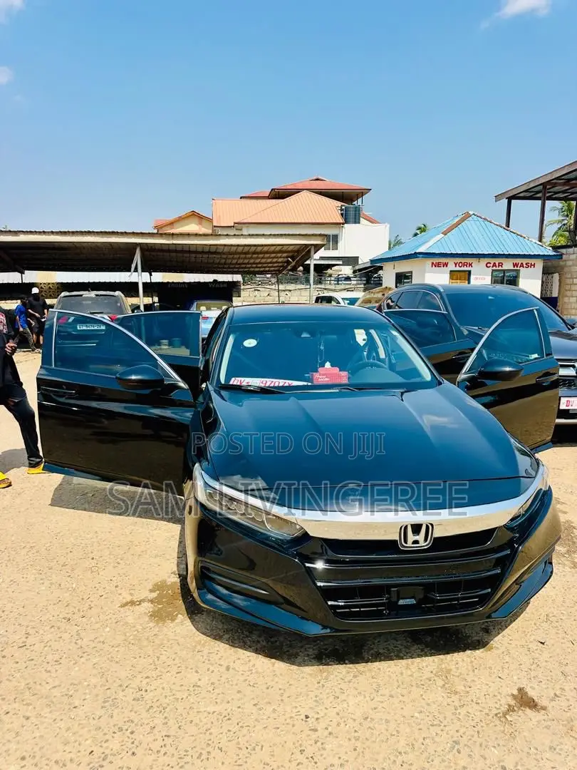 Honda Accord EX-L (2.0L 4cyl Turbo 10A) 2019 Black