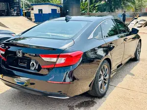 Honda Accord EX-L (2.0L 4cyl Turbo 10A) 2019 Black