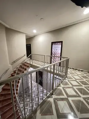 7bdrm Duplex in Bn Estate, West Legon for sale