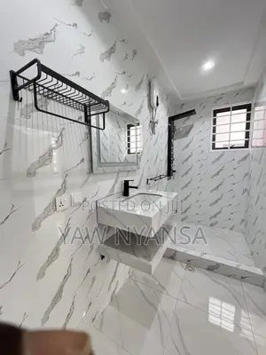 3bdrm Duplex in East Legon Hills for sale