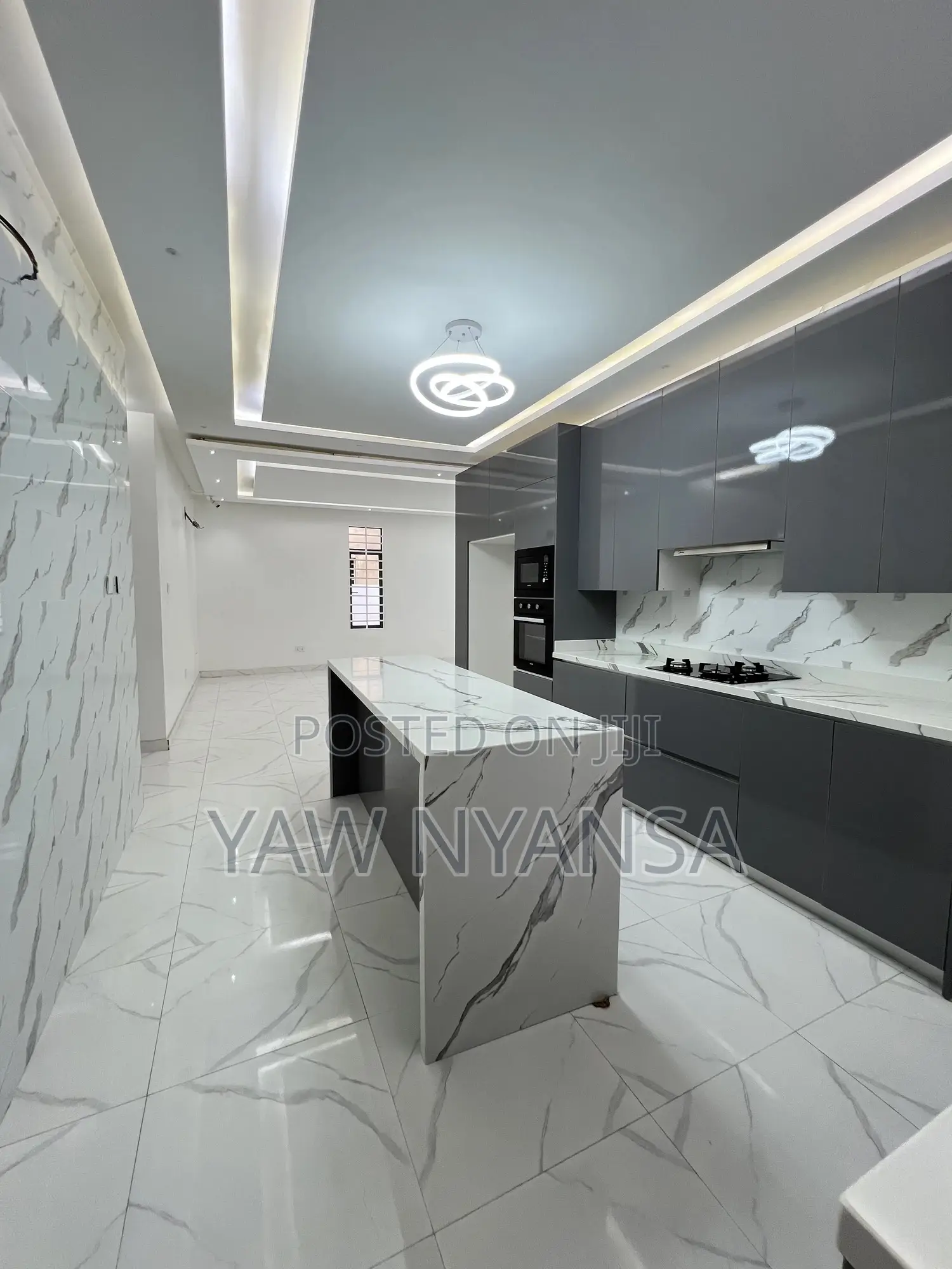 3bdrm Duplex in East Legon Hills for sale