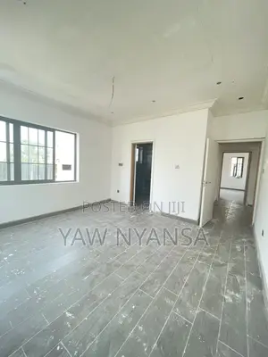 5bdrm Duplex in Bn Estate, Tseaddo for sale