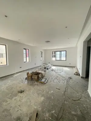 5bdrm Duplex in Bn Estate, Tseaddo for sale