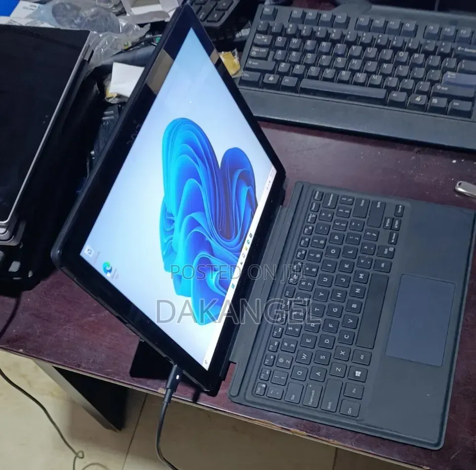 Laptop Dell Latitude 12 5285 8GB Intel Core i5 SSD 256GB