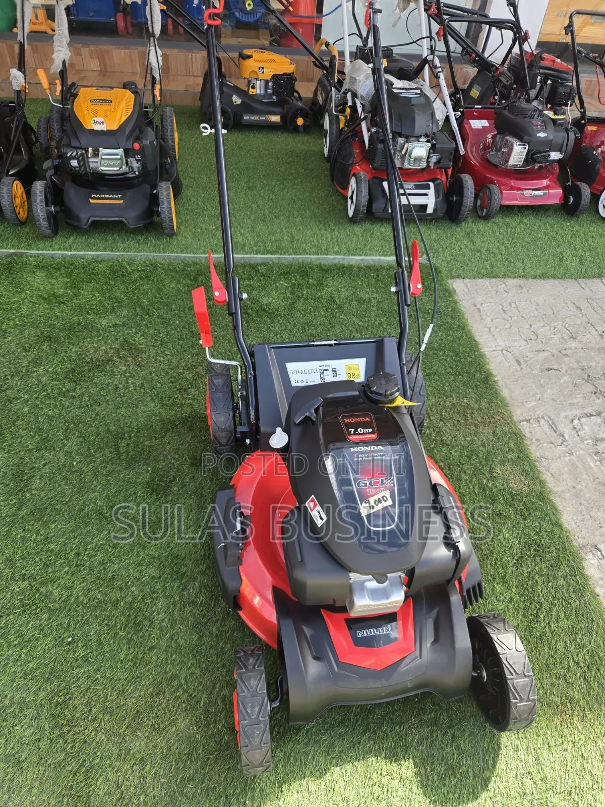Honda Nulux Lawnmower