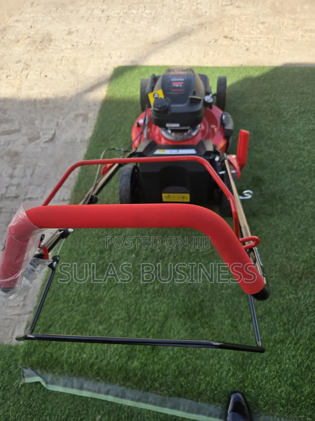Honda Nulux Lawnmower
