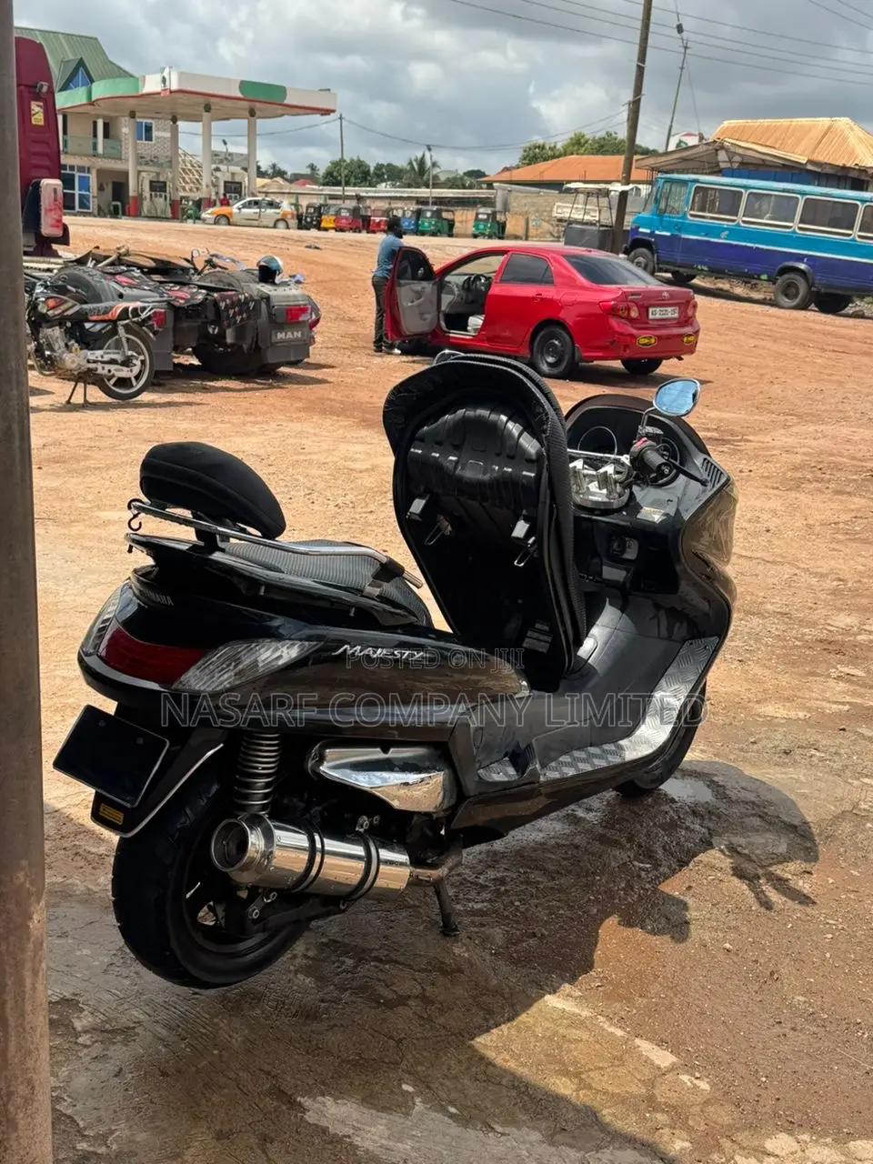 Yamaha Majesty 2010 Black