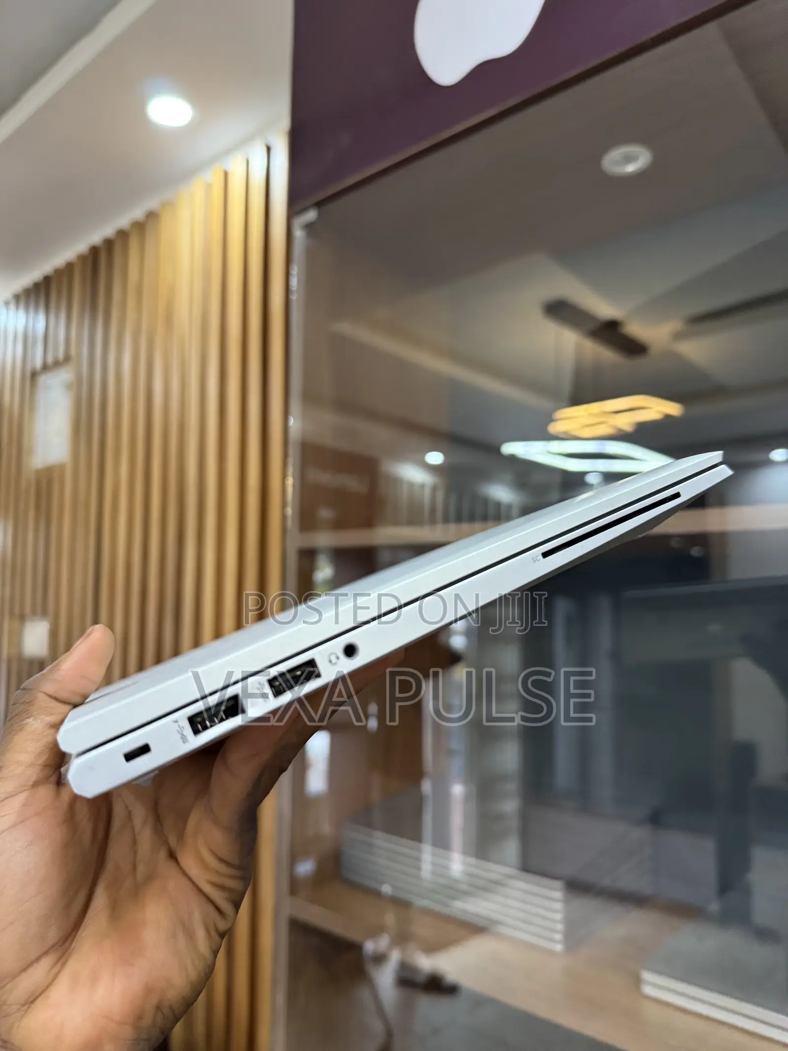 Laptop HP EliteBook 840 G8 8GB Intel Core i7 SSD 256GB