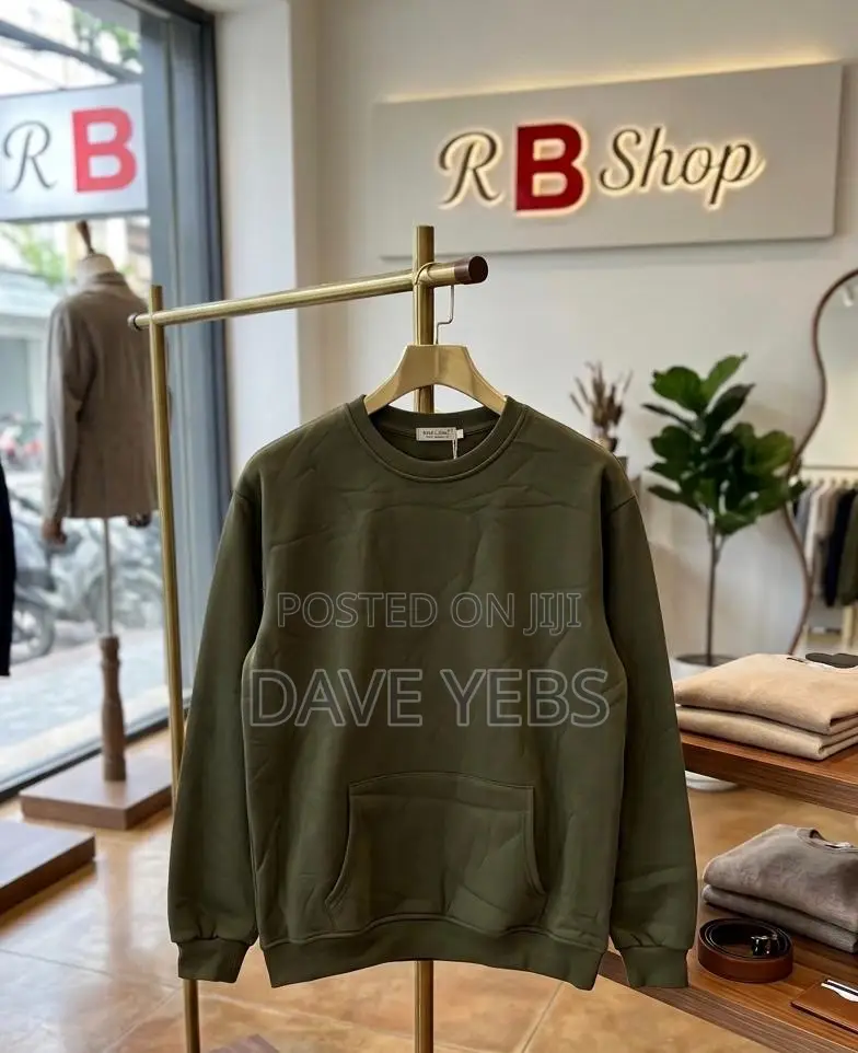 Sweat Shirt
