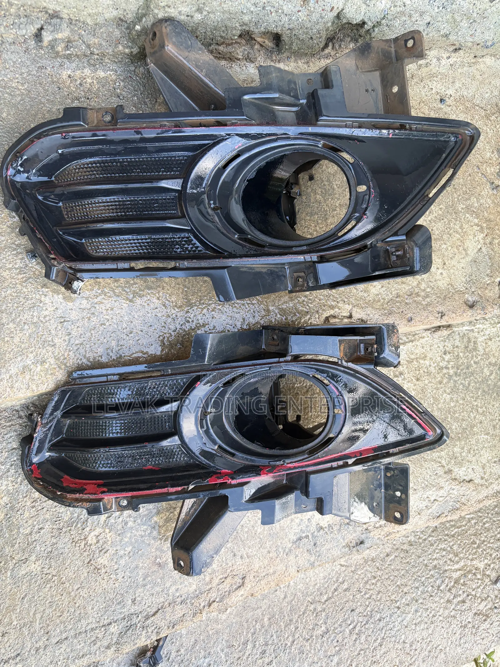 Ford Fusion Fog Light Bracket