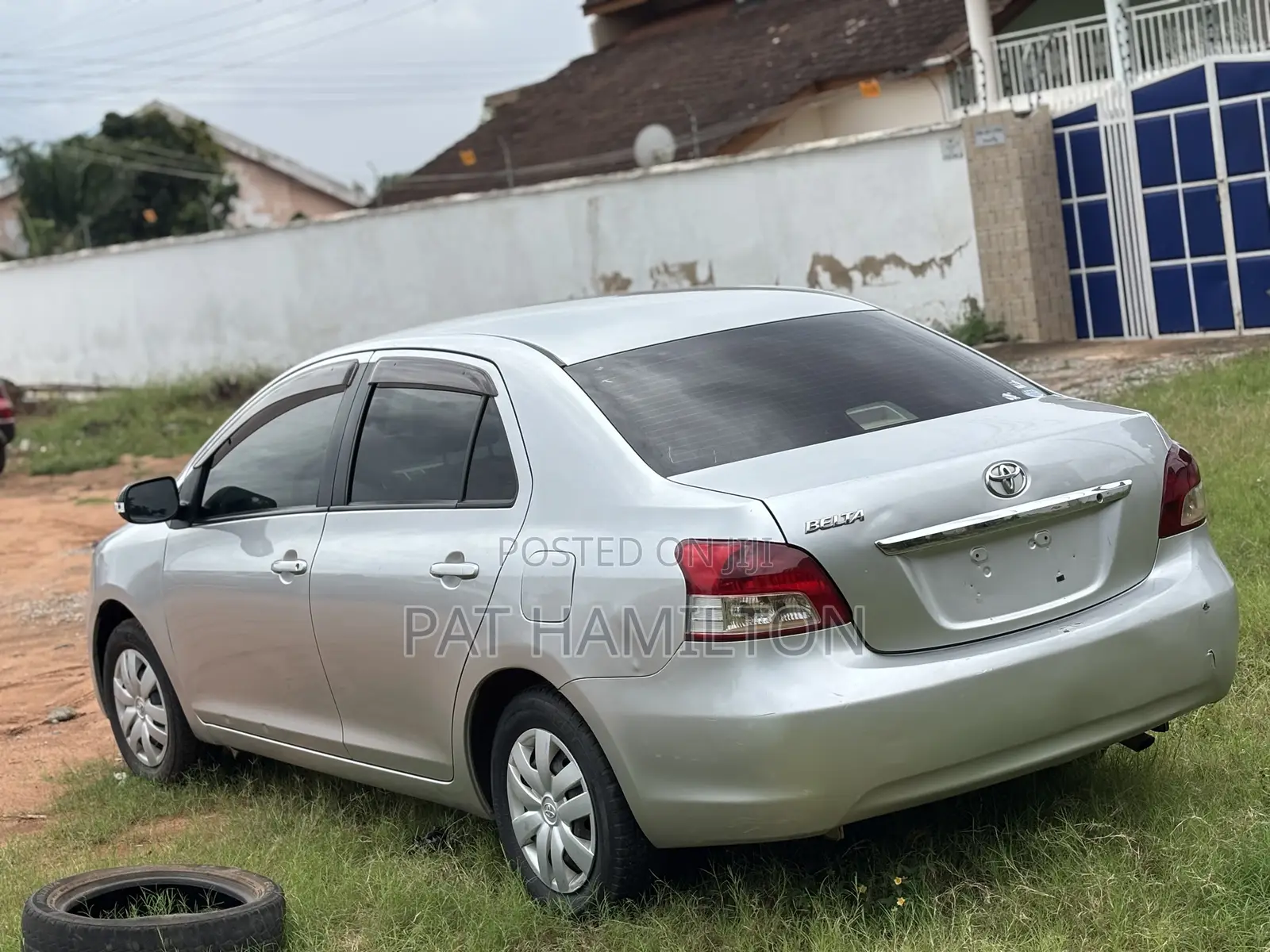 Toyota Belta 2010 Silver