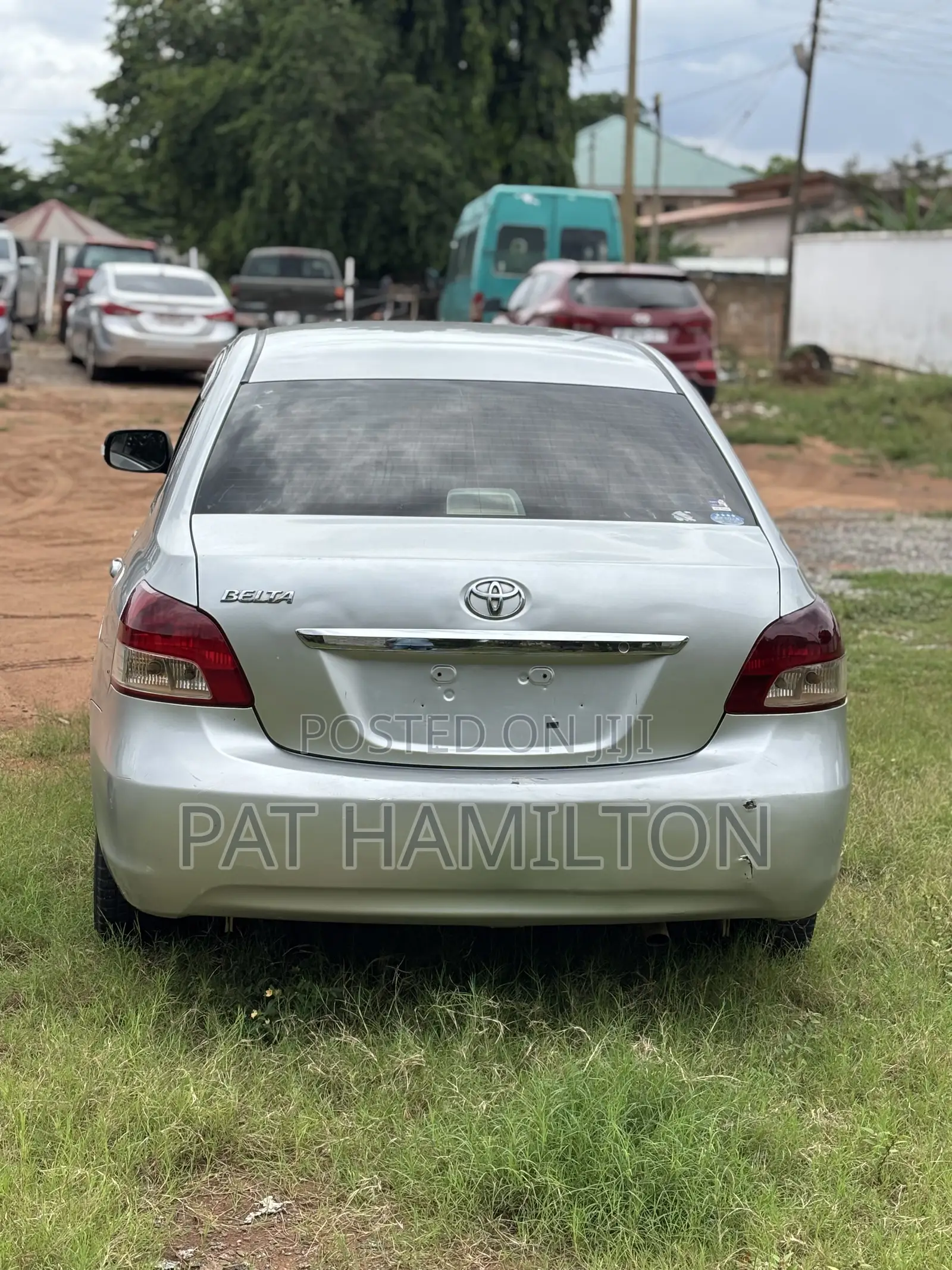 Toyota Belta 2010 Silver
