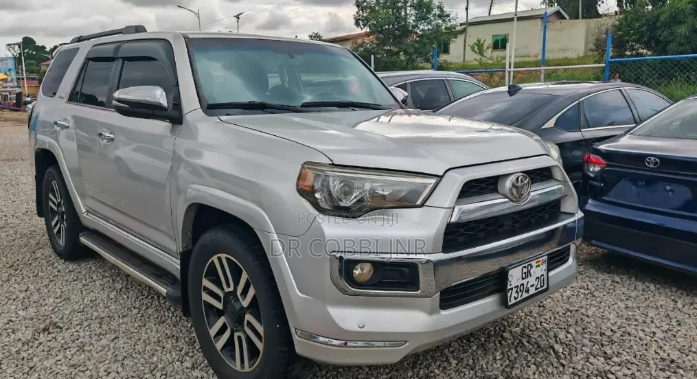 Toyota 4-Runner Limited 4dr 4x4 (4.0L 6cyl 5A) 2017 Silver