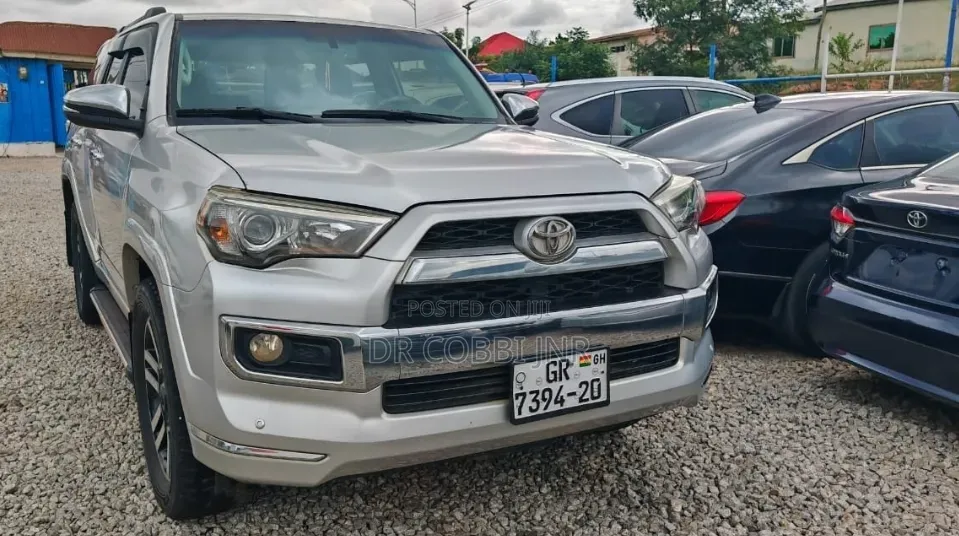 Toyota 4-Runner Limited 4dr 4x4 (4.0L 6cyl 5A) 2017 Silver