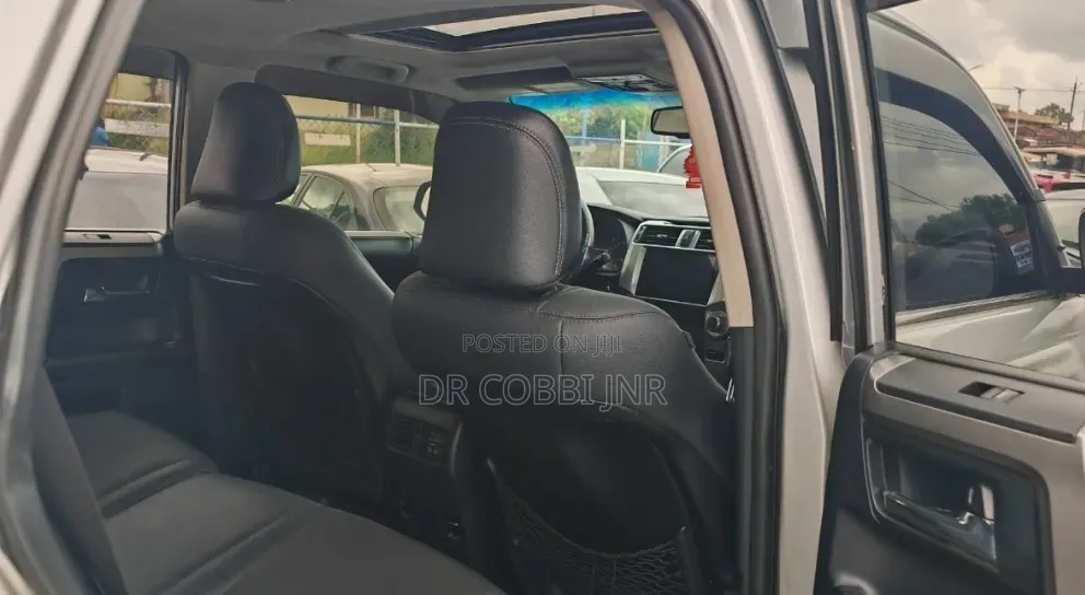 Toyota 4-Runner Limited 4dr 4x4 (4.0L 6cyl 5A) 2017 Silver