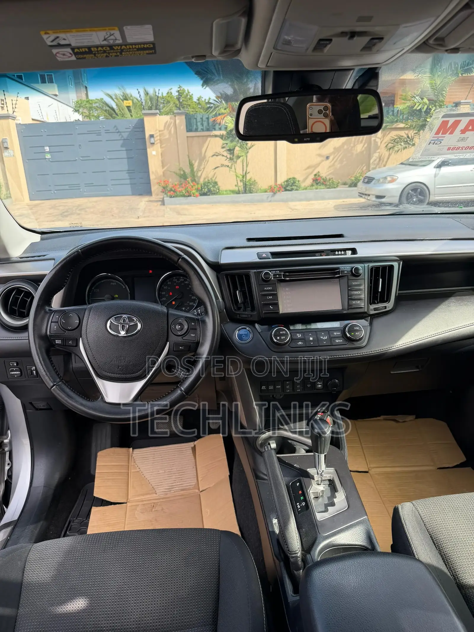 Toyota RAV4 Hybrid 2017 Silver