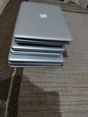 Laptop Apple MacBook Pro 4GB Intel Core i5 HDD 500GB
