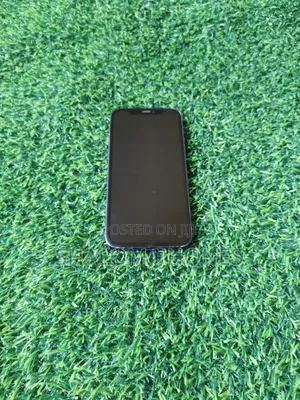 Apple iPhone 12 64 GB Black