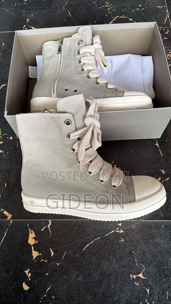 Shoes With Brown Money