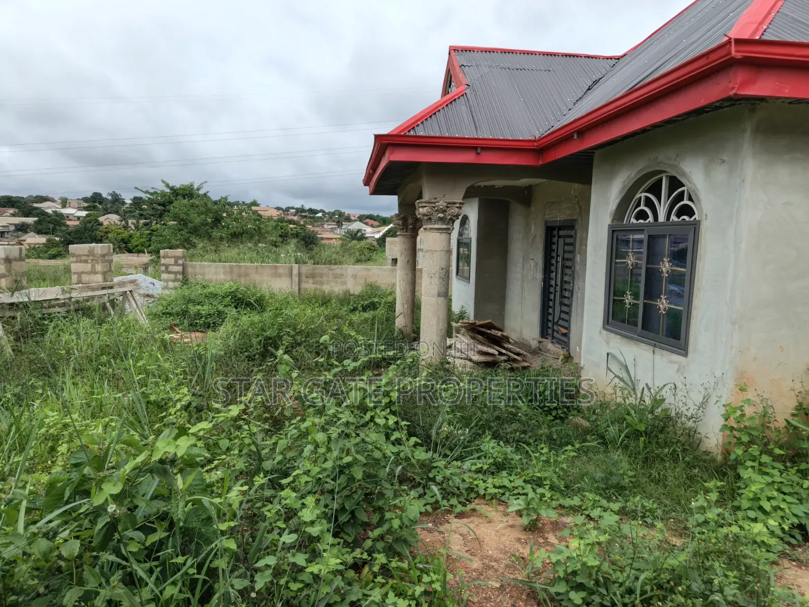 4bdrm House in Santasi Nkoransa, Kumasi Metropolitan for sale