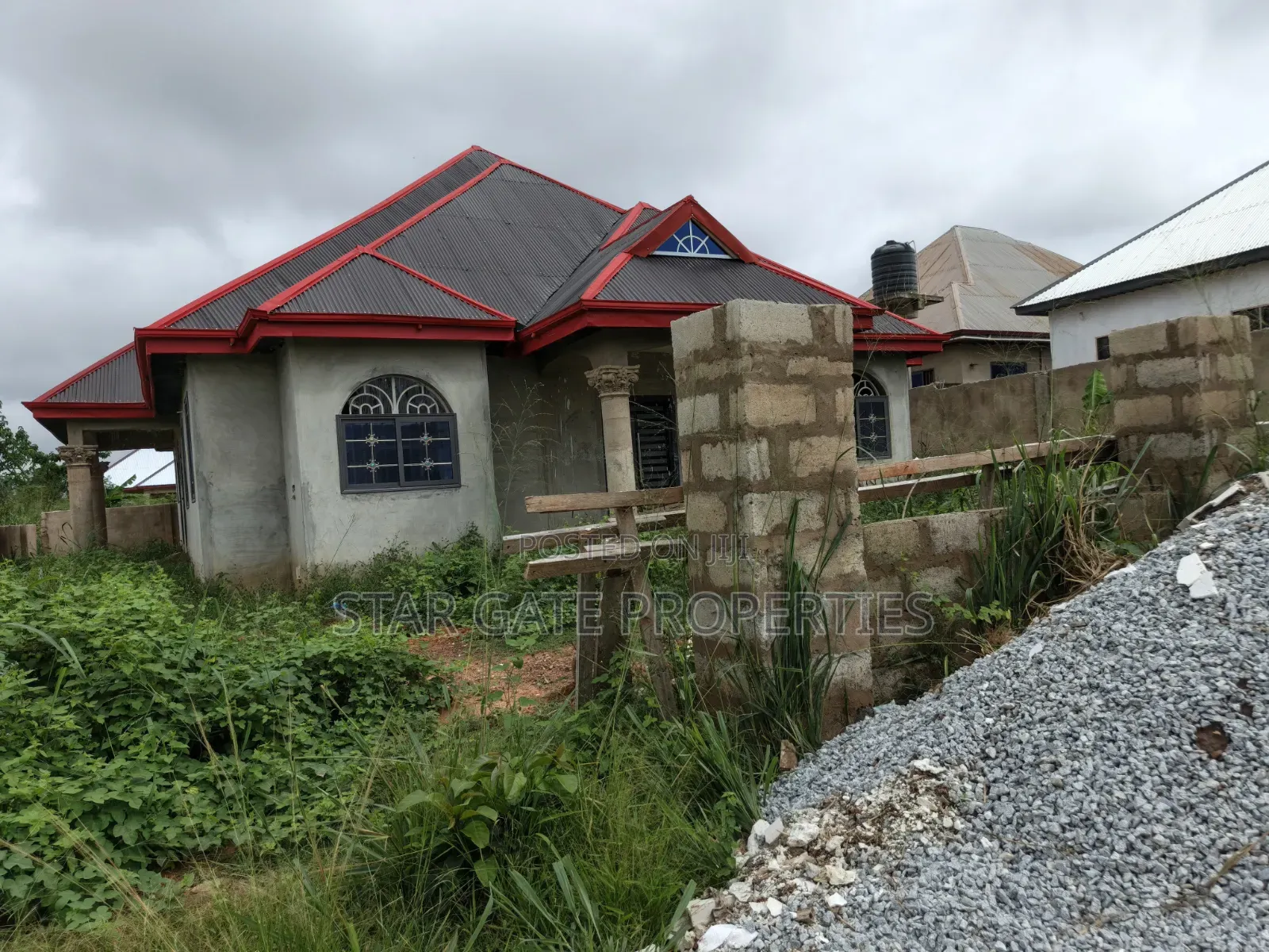 4bdrm House in Santasi Nkoransa, Kumasi Metropolitan for sale