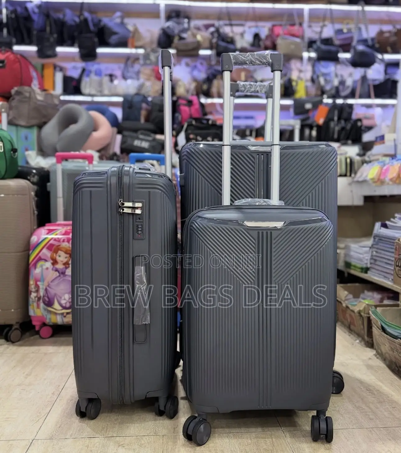 Quality Unicross 3set Fiber Anticrack Traveling Bag.
