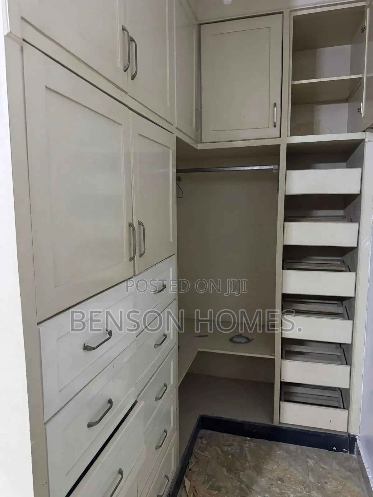 3bdrm House in Mile 7 for rent