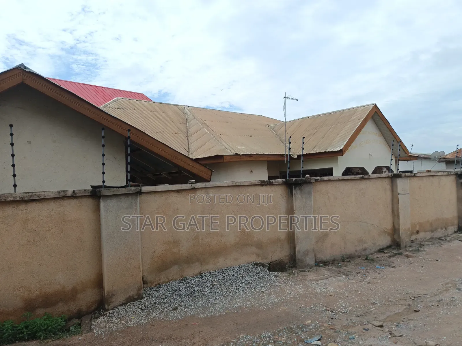 5bdrm House in Kronum, Kumasi Metropolitan for sale