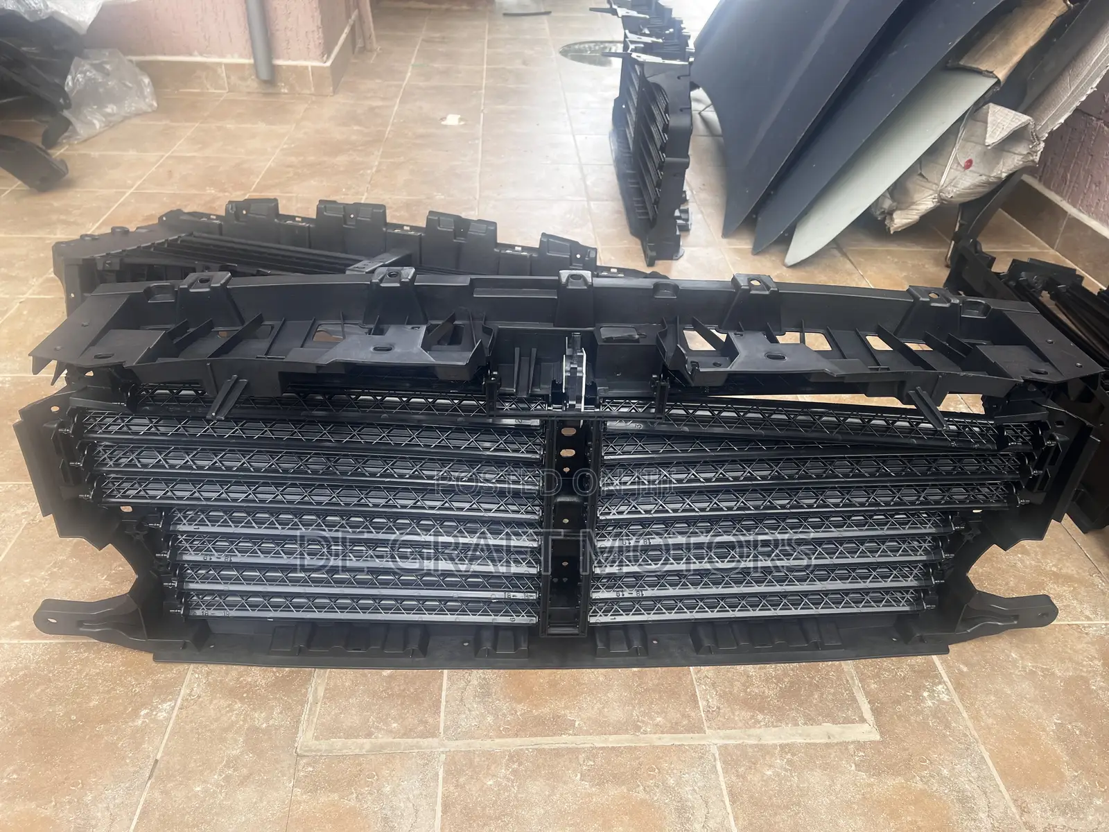 Ford 150 17 Shutter Grill With Motor
