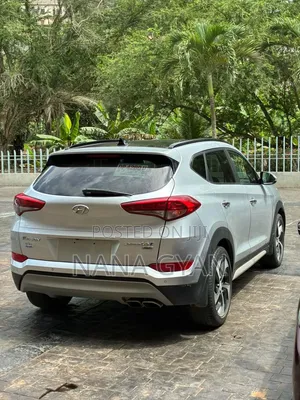 Hyundai Tucson Limited AWD 2017 Silver